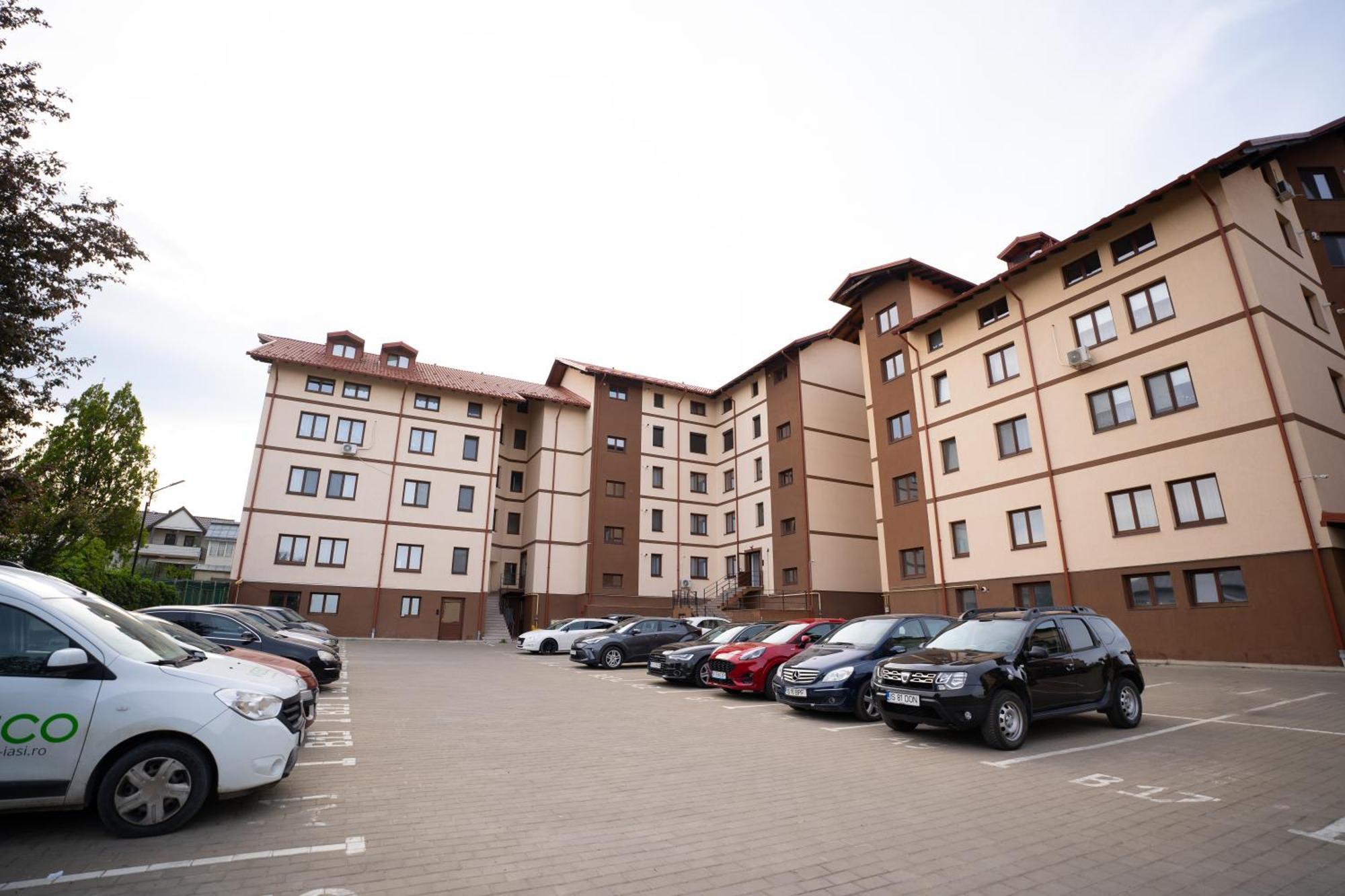 Alex 1 Apartament Iasi Esterno foto